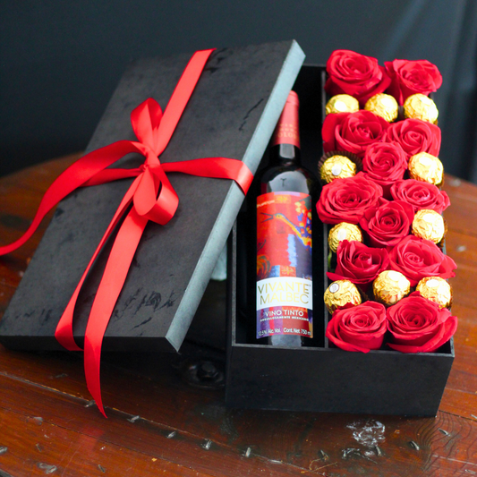 LE FESTIN - Divino arreglo de rosas rojas, chocolates y vino